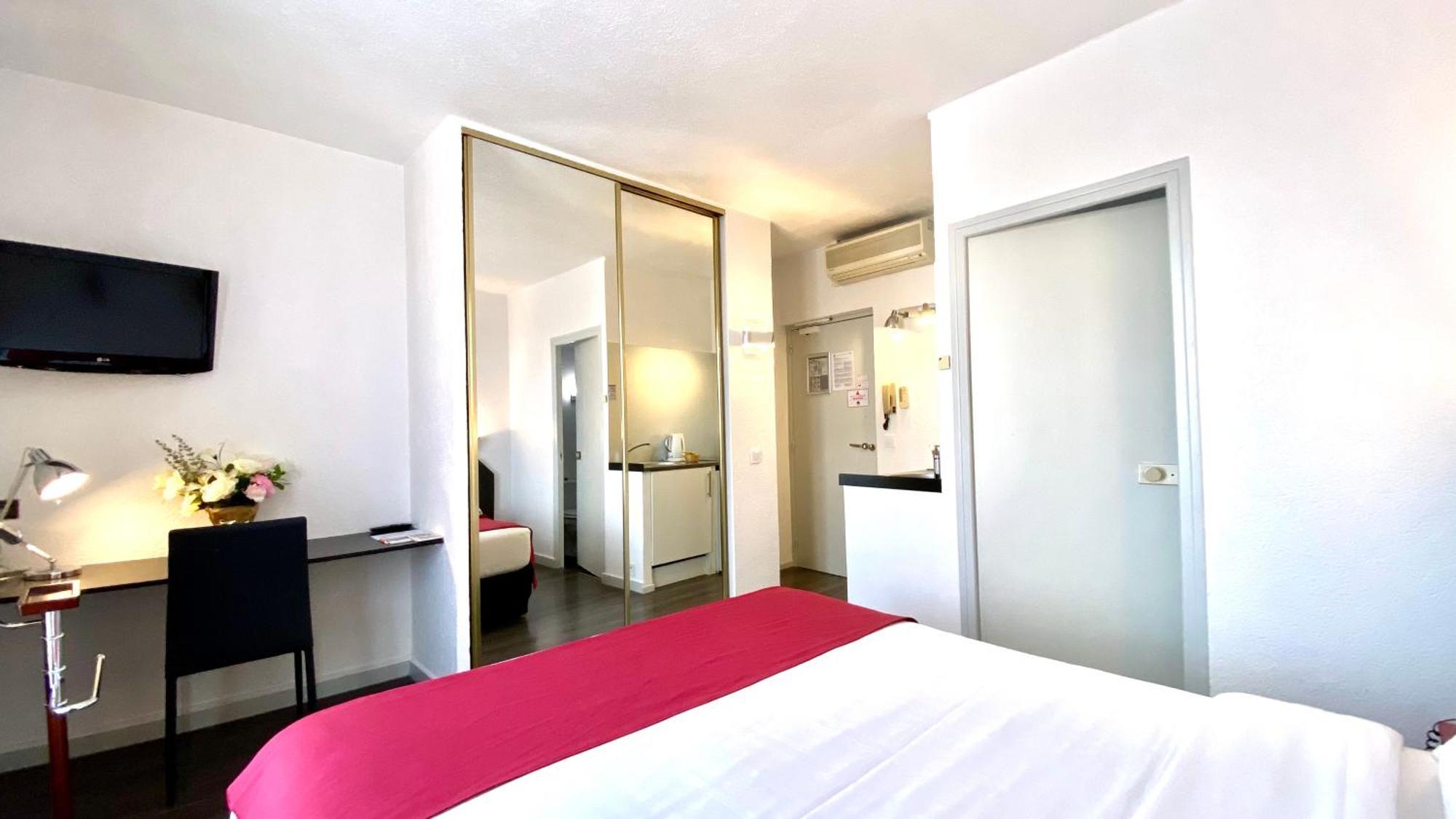 Boulogne Residence Hotel Bilik gambar